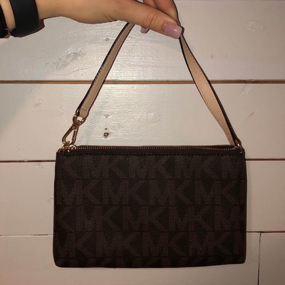 Michael Kors Mini Bag/Wristlet